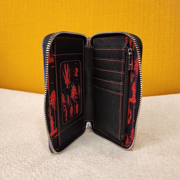 Loungefly Stranger Things Upside Down Shadows Zip Around Wallet NEW - Picture 10 of 14